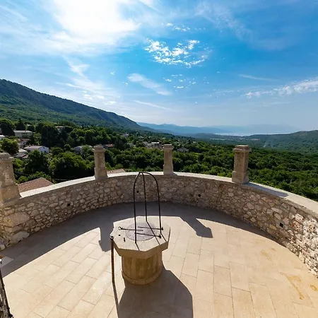 Villa Eve's Castle *