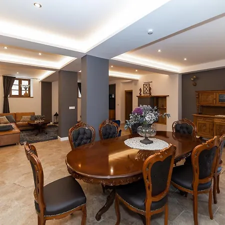 Eve's Castle Villa
